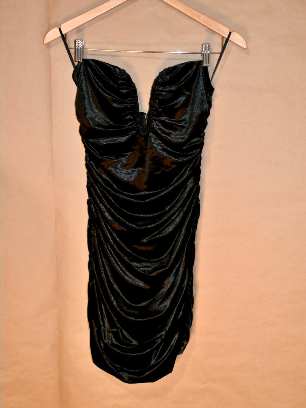 Hello Molly Fatal Appeal Black Velvet Ruched Bodycon Mini Dress Size 6